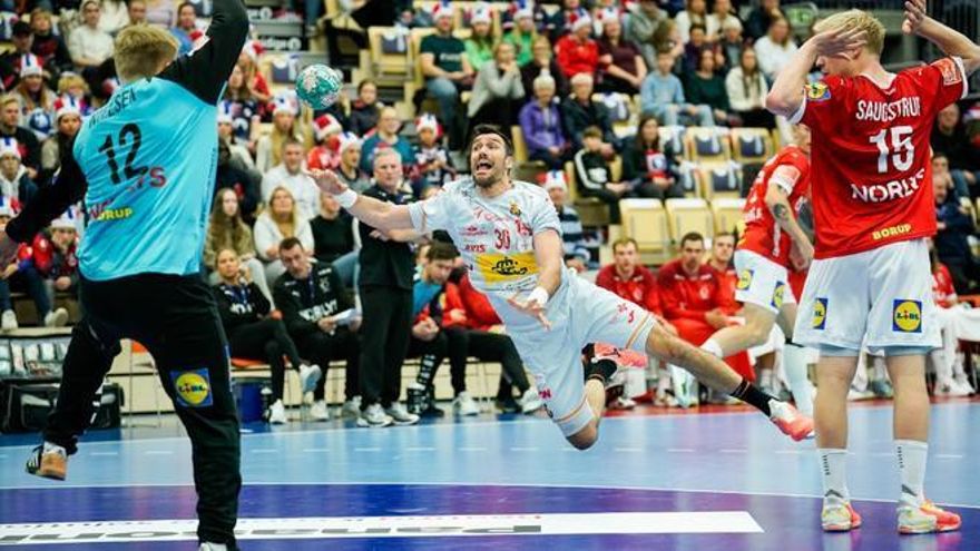 Los &#039;Hispanos&#039; se estrellan ante un infranqueable Emil Nielsen