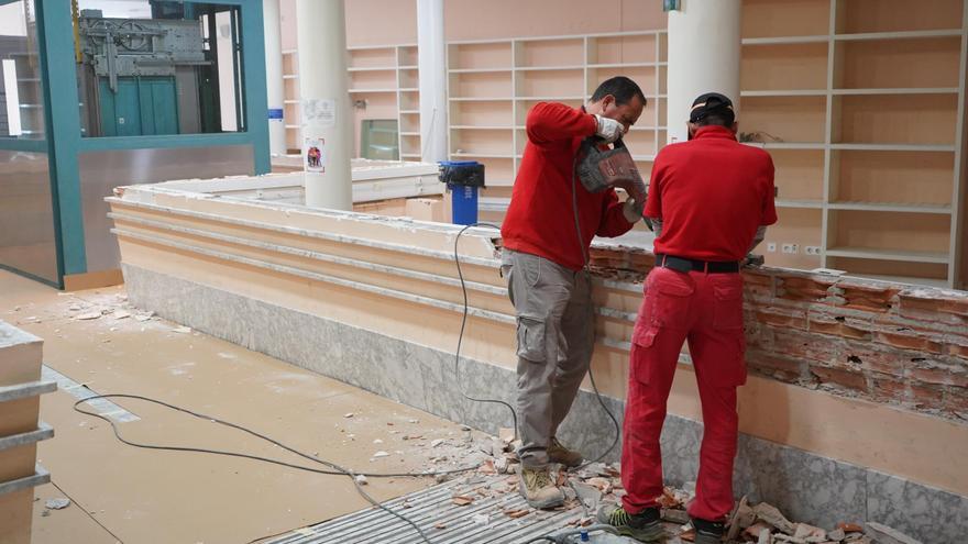 Ontinyent inicia las obras de modernización de la planta baja del ayuntamiento para mejorar el servicio a la ciudadanía