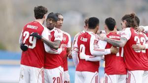 El Arsenal sufrió ante Mansfield Town