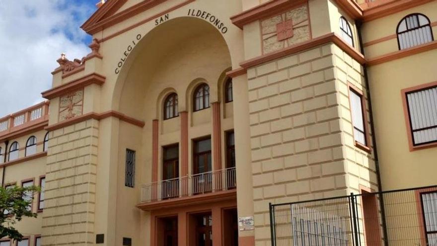 Fachada del Colegio La Salle San Ildefonso de Santa Cruz de Tenerife.