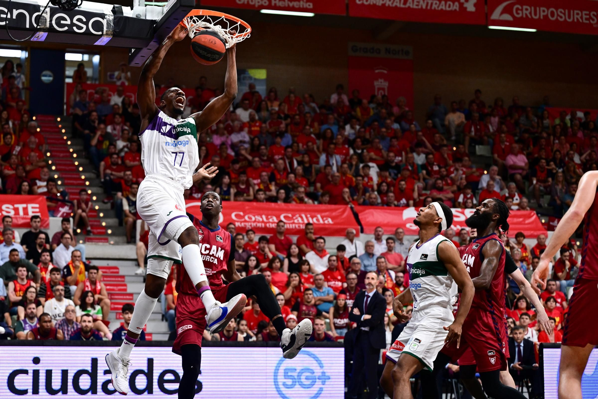 Fotos del tercer partido de semifinales de la Liga Endesa: UCAM Murcia - Unicaja
