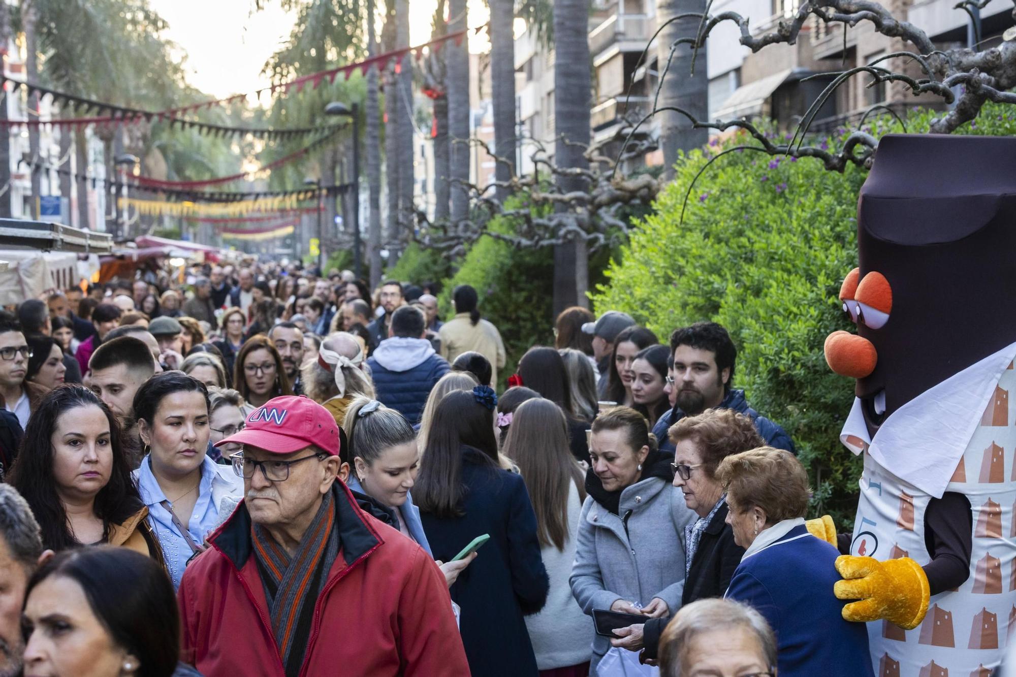 La Feria del Chocolate de Torrent atrae a cientos de amantes del dulce