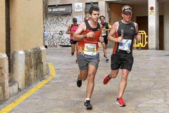 9.000 Läufer aus 49 Ländern gingen am Sonntag den 15.10. an den Start. In der Marathon Disziplin gingen die Deutschen leer aus.