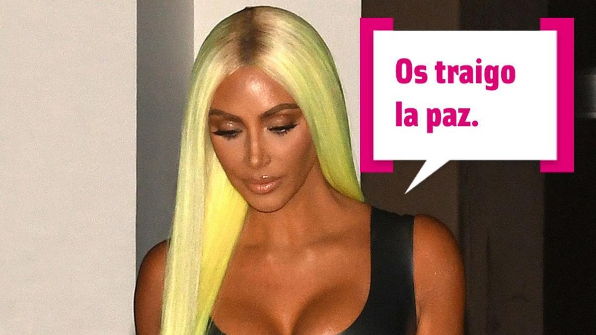 Kim Kardashian parece que viene del futuro