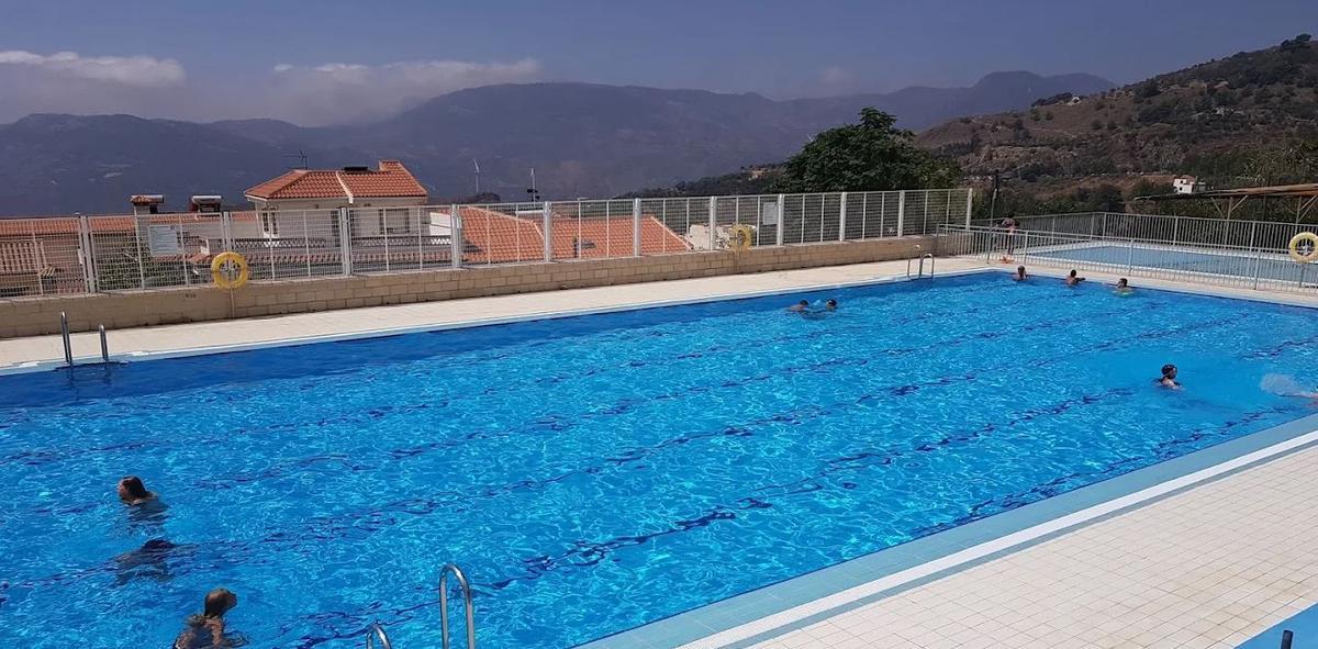 Una de las piscinas más baratas de toda Andalucía está en este pequeño pueblo de Granada