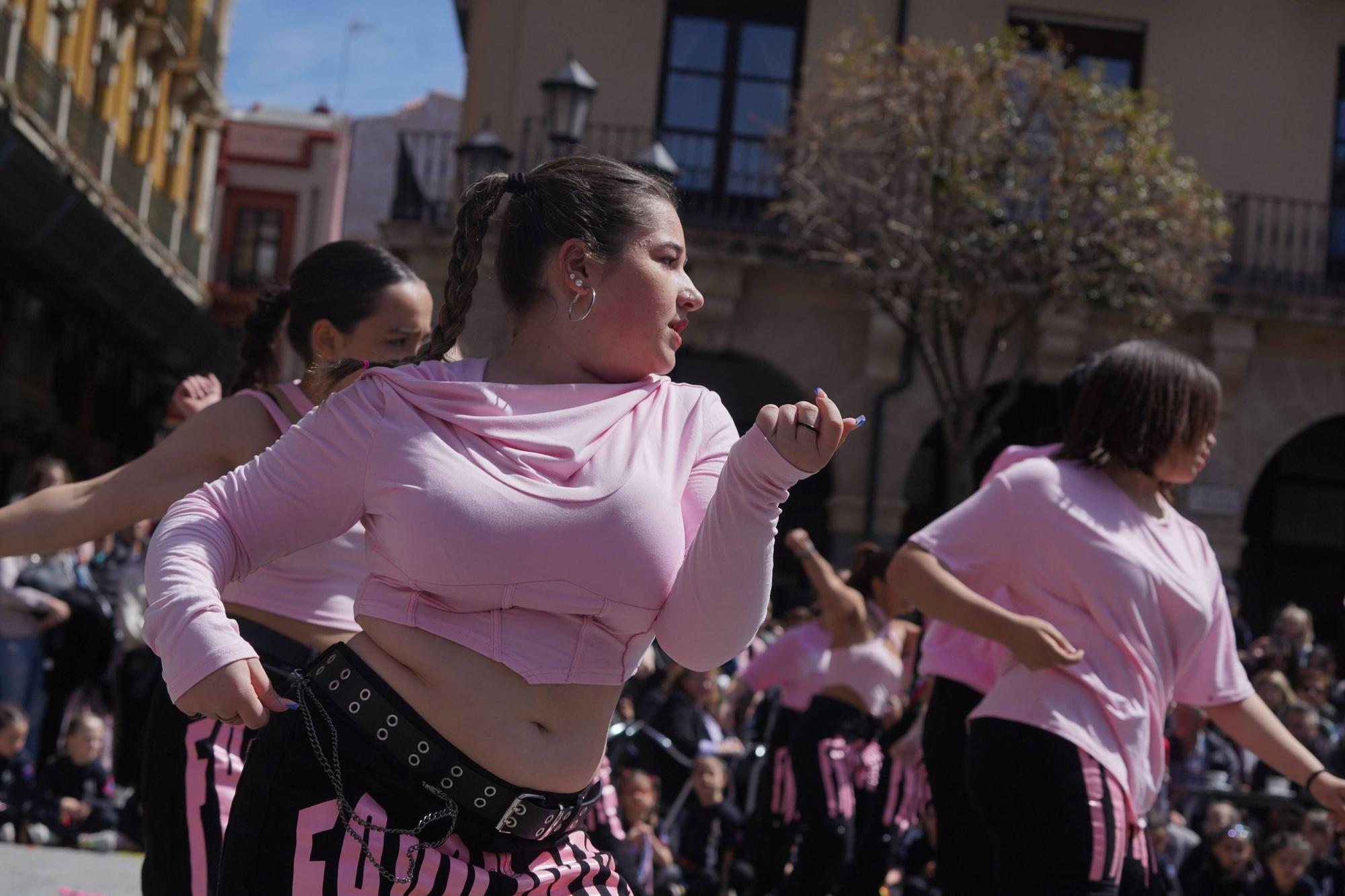 Zamora. Día Internacional de la Danza en la Plaza Mayor 2024.