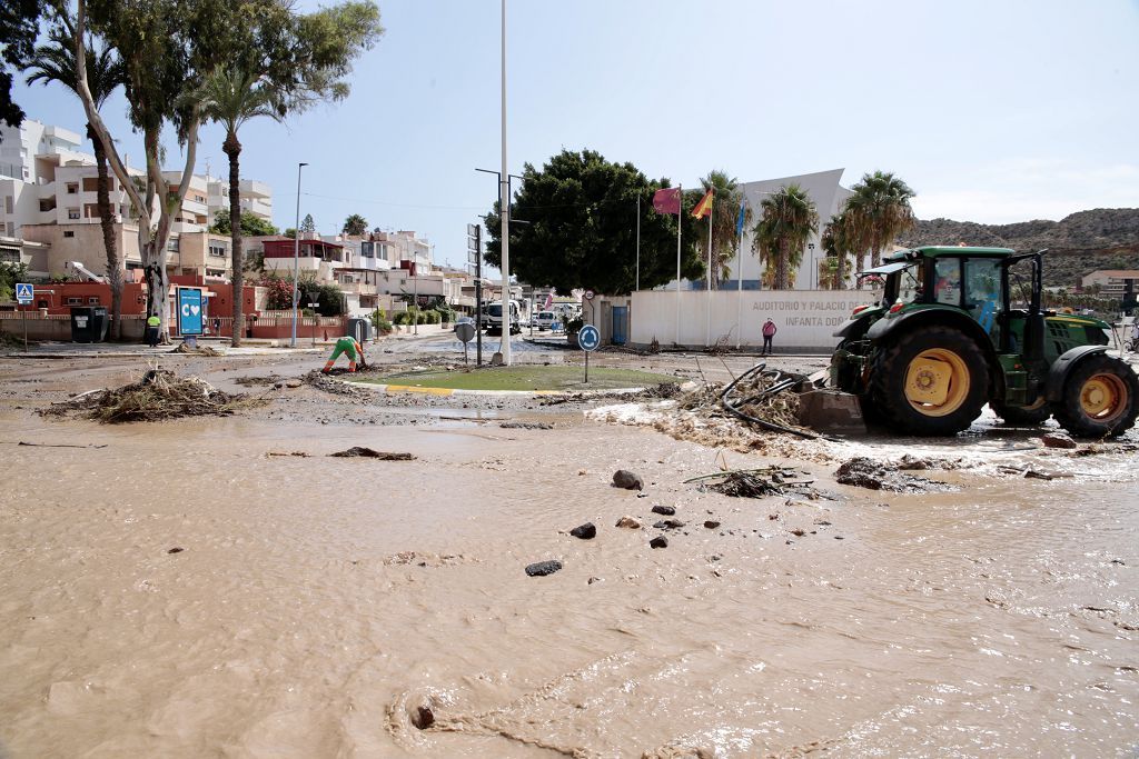 Estas son las imágenes que deja la DANA a su paso por Águilas