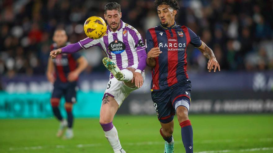 Sigue en directo el Valladolid - Levante UD