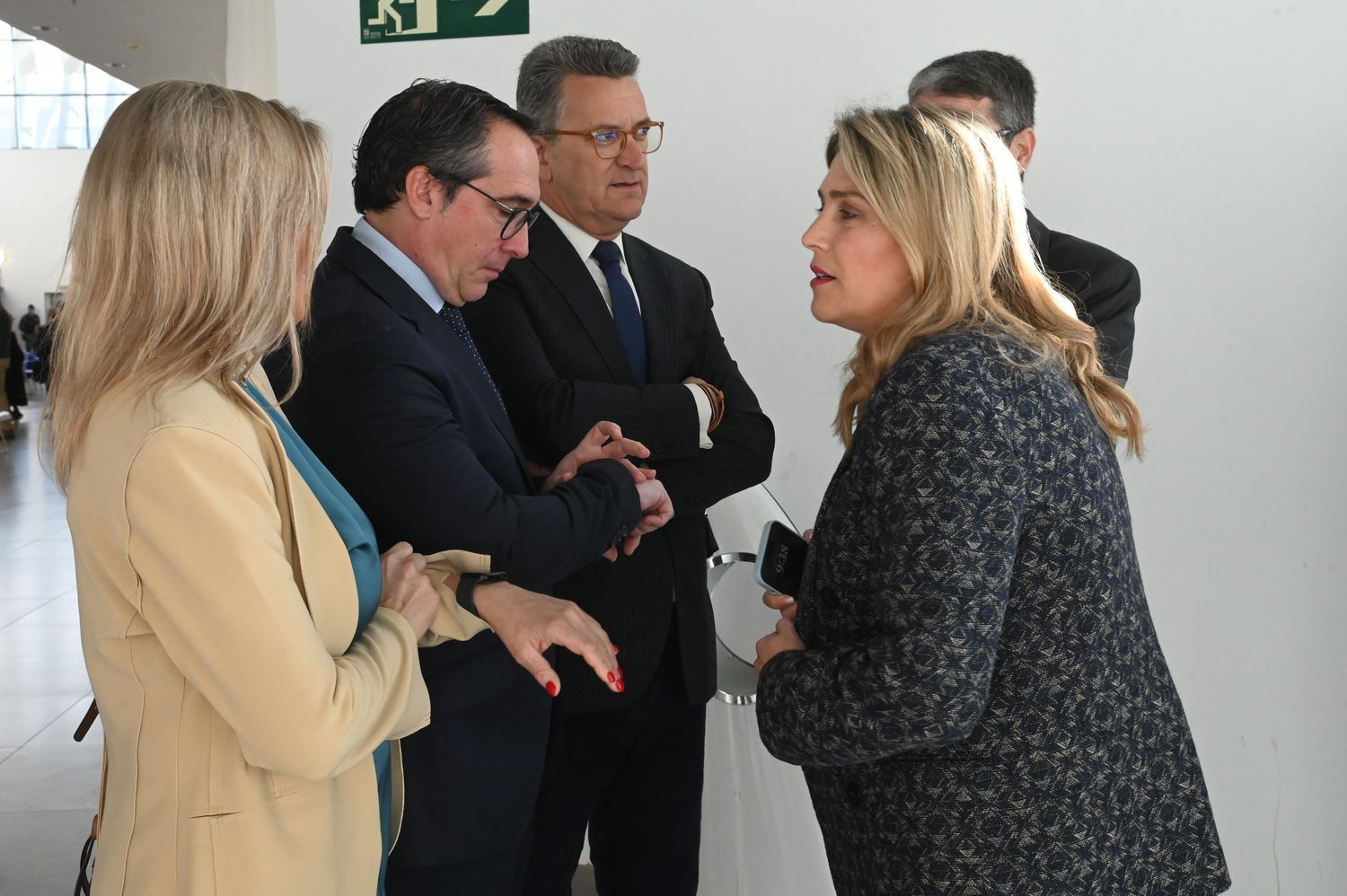 Presentación de Justo Vellón como director y visita al aeropuerto de Castellón