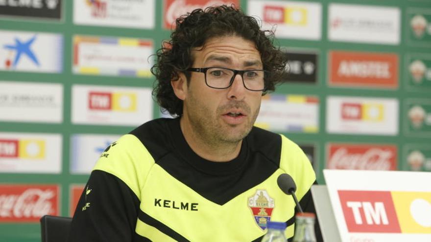 Fidel Martínez, técnico del Elche juvenil