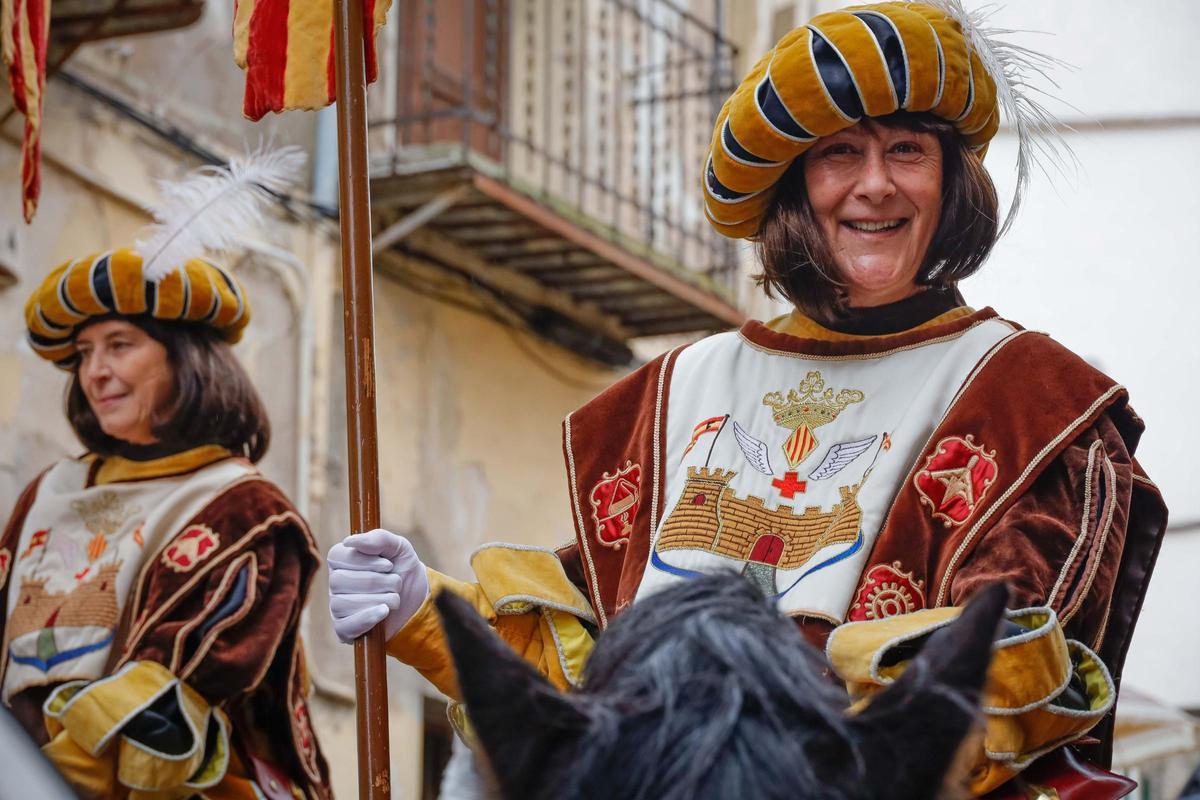 La lluvia concede una tregua a la Gloria Infantil de Alcoy La lluvia concede una tregua a la Gloria Infantil de Alcoy