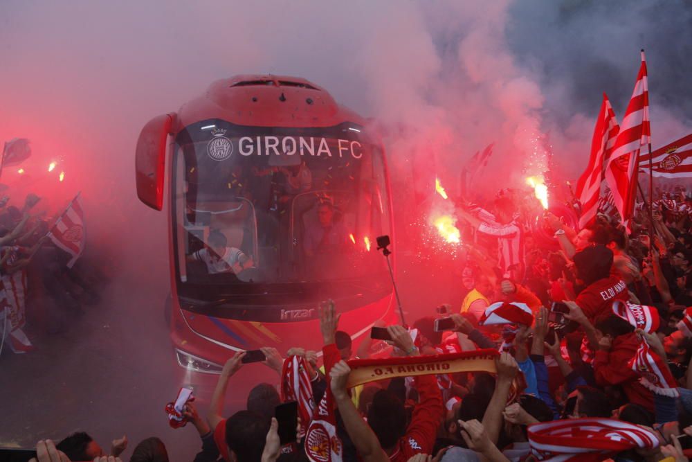 Rebuda històrica de l'afició del Girona FC a Montilivi