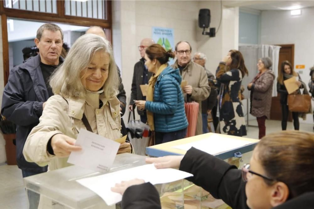 Las imágenes de la jornada electoral del 10N en Galicia. // Fotógrafos Faro de Vigo