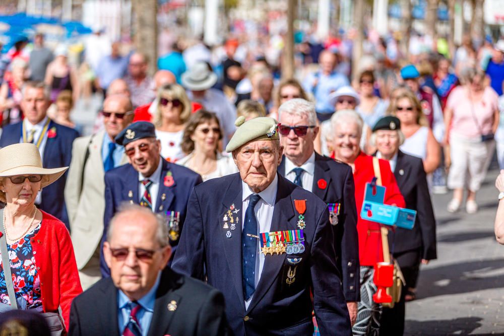 La Royal British Legion celebra un año más un desfile en honor a los soldados que murieron en la Primera Guerra Mundial