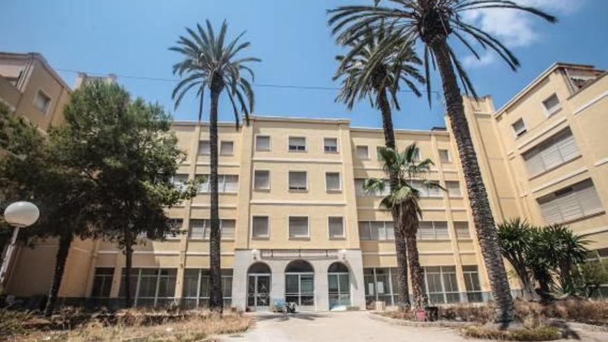 El Ayuntamiento negociará la propiedad del asilo de Benalúa
