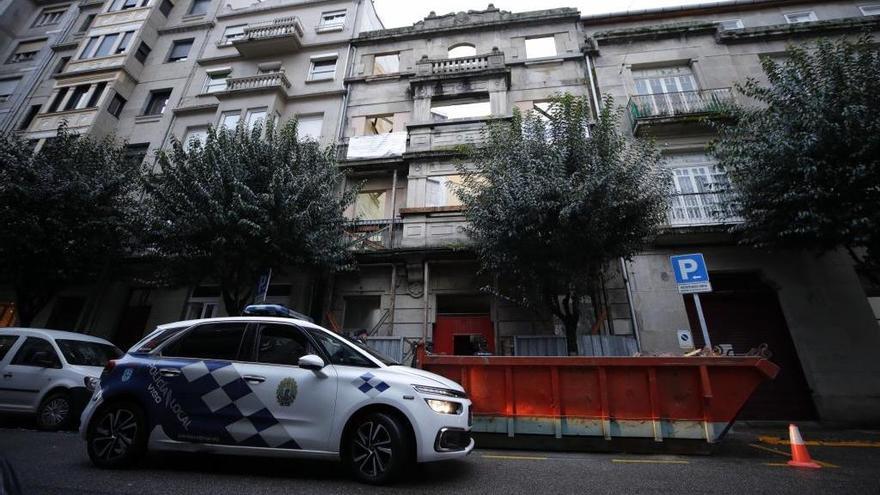 Un coche patrulla de la Policía Local de Vigo. // Ricardo Grobas