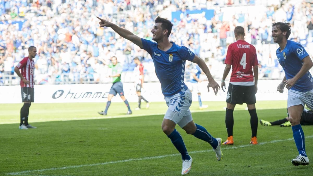 Borja Valle, tras anotar un gol ante el Girona