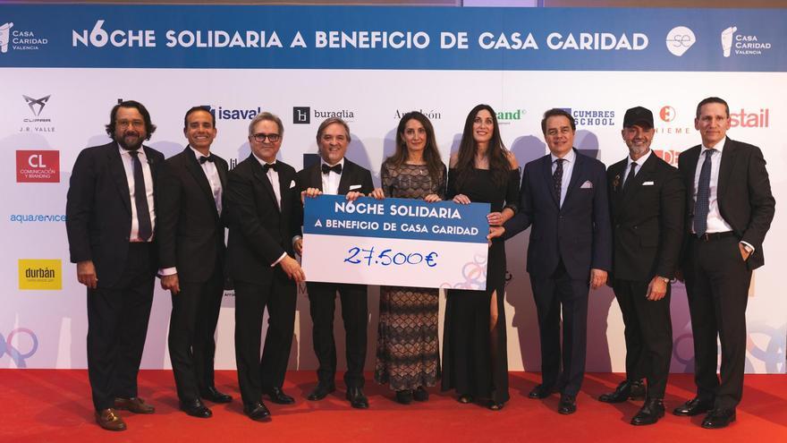 Una Noche Solidaria de récord recauda 27.500 euros para Casa Caridad