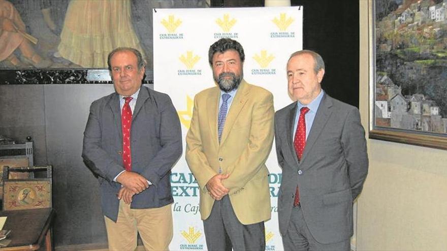 Caja Rural de Extremadura firma un convenio de colaboración con la Confederación Regional Empresarial