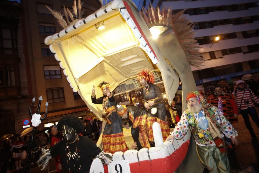 Desfile del martes de Carnaval en el Antroxu de Avilés