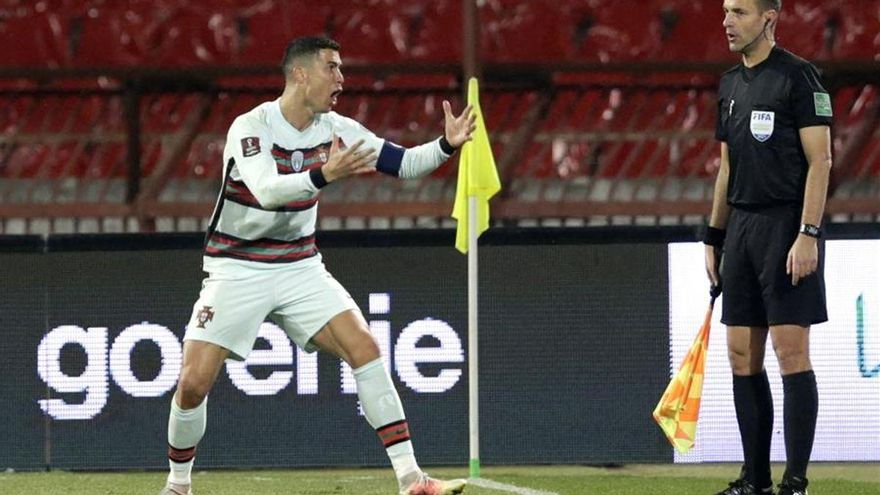 Cristiano Ronaldo estalla después de ver como le anulan un gol