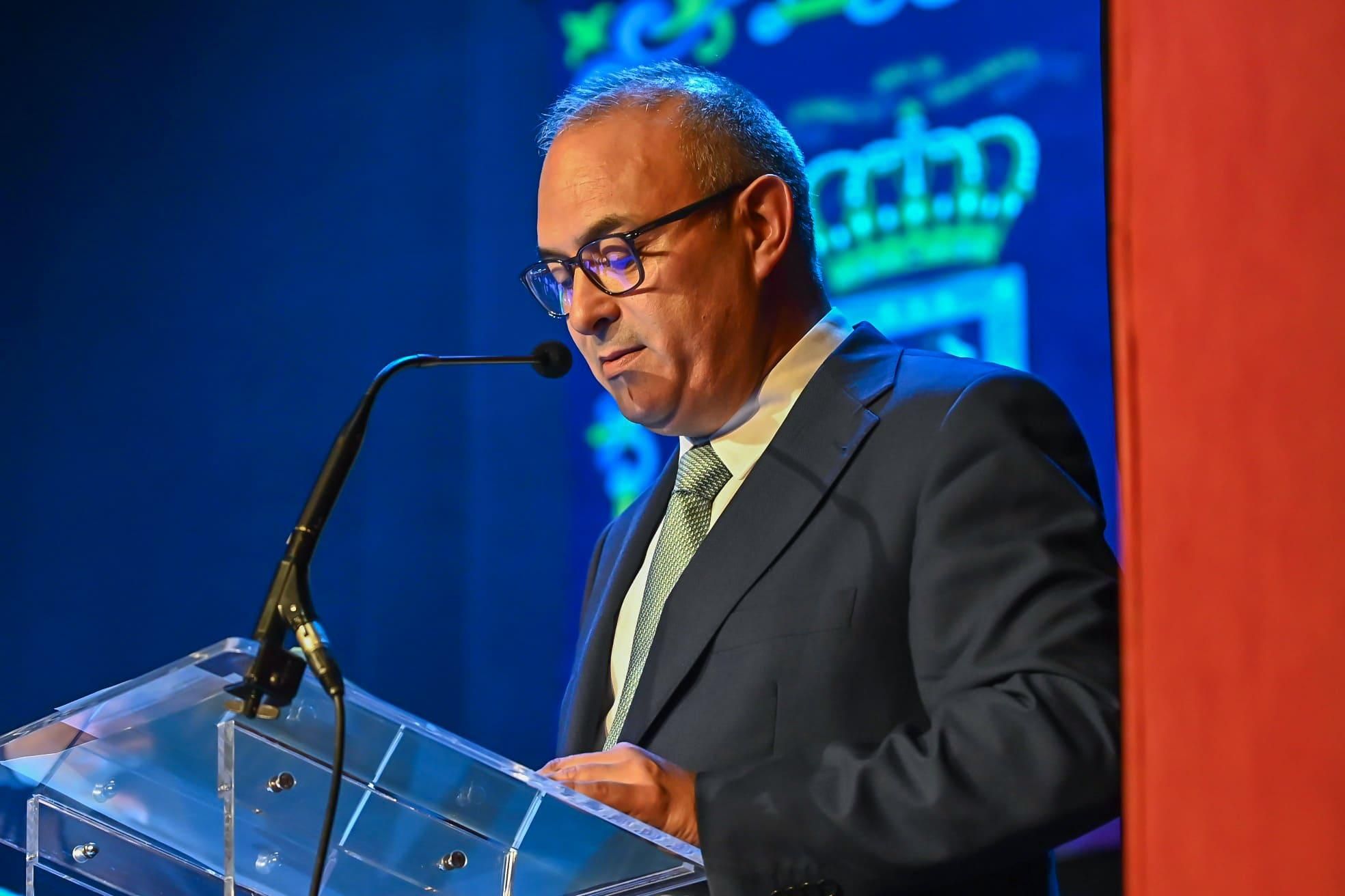 Homenaje a Don Pedro González Sosa y reconocimiento al nuevo cronista oficial