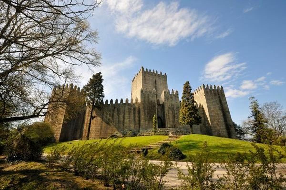 El Castillo de Guimaraes es uno de los monumentos más atractivos de la zona