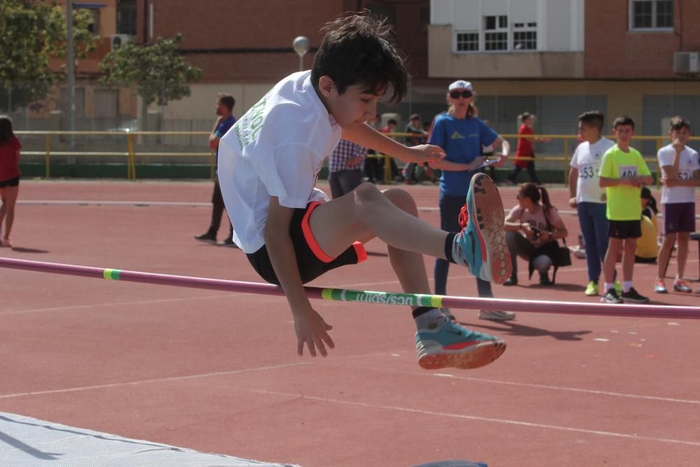 Campeonato Intercentros escolar de Atletismo en Ca