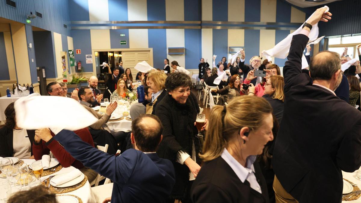 VIGO, CLUB DE CAMPO CANIDO. COMIDA HOMENAJE A LA MAGISTRADA CARMEN LOPEZ MOLEDO CON MOTIVO DE SU ASCENSO AL TSXG