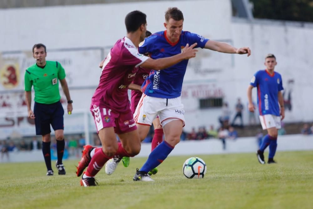 Real Oviedo - Valladolid, en imágenes