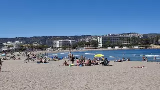 Dénia prorroga por un año la suspensión de nuevas licencias para viviendas turísticas
