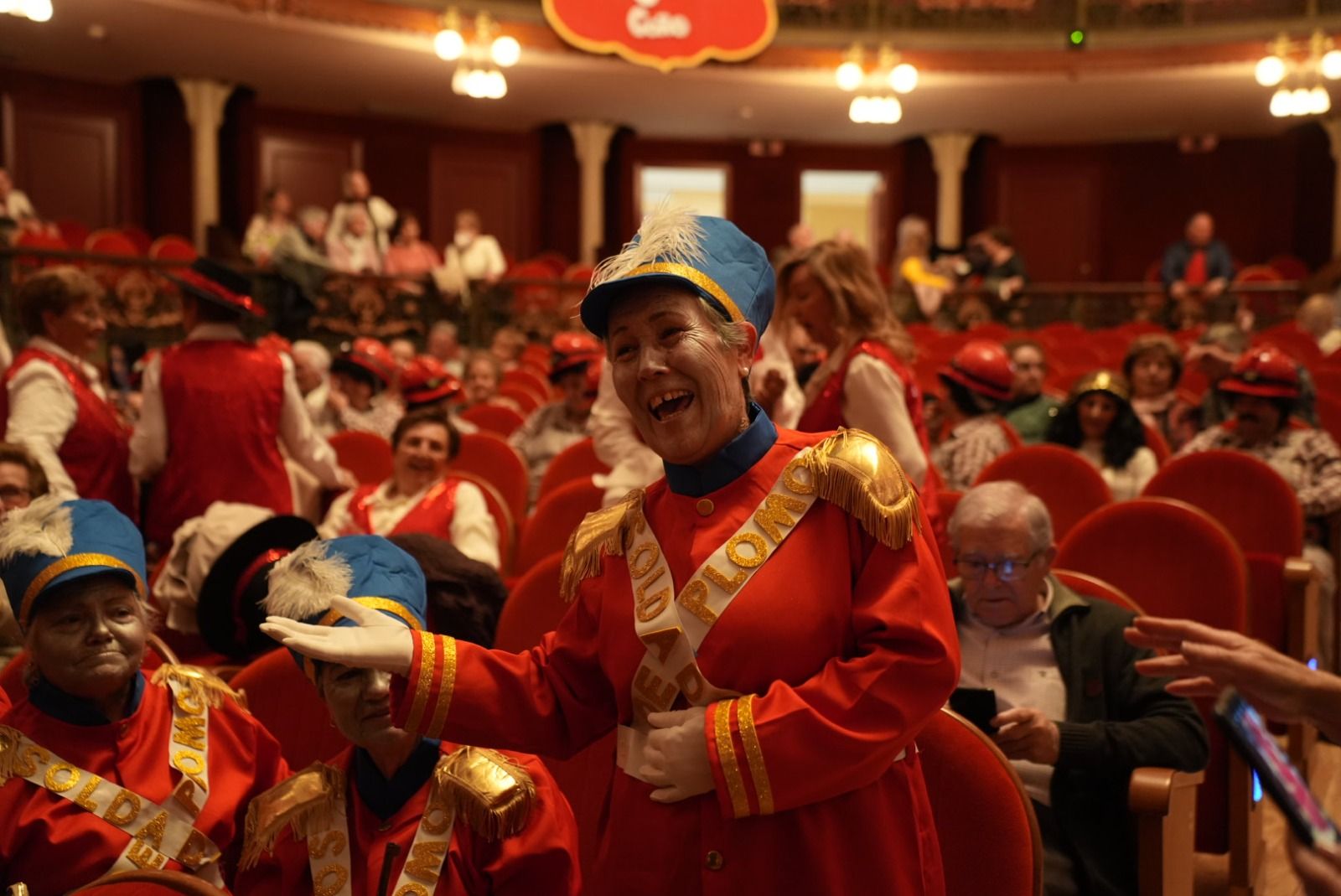 El Gran Teatro alberga la fiesta del Carnaval de Mayores