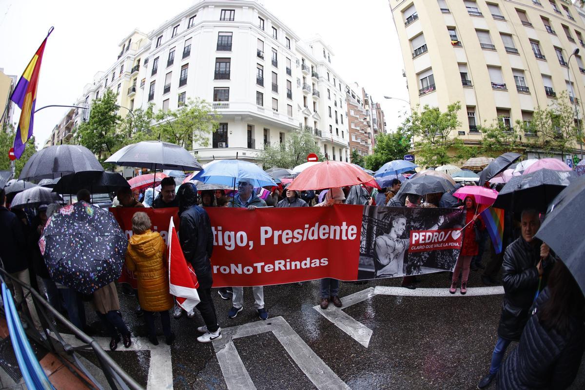 Montero abre el Comité Federal del PSOE con un mensaje rotundo: Pedro, quédate