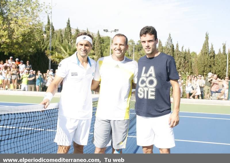 GALERÍA DE FOTOS- Bautista desata la locura peloteando con Ferrer en La Coma