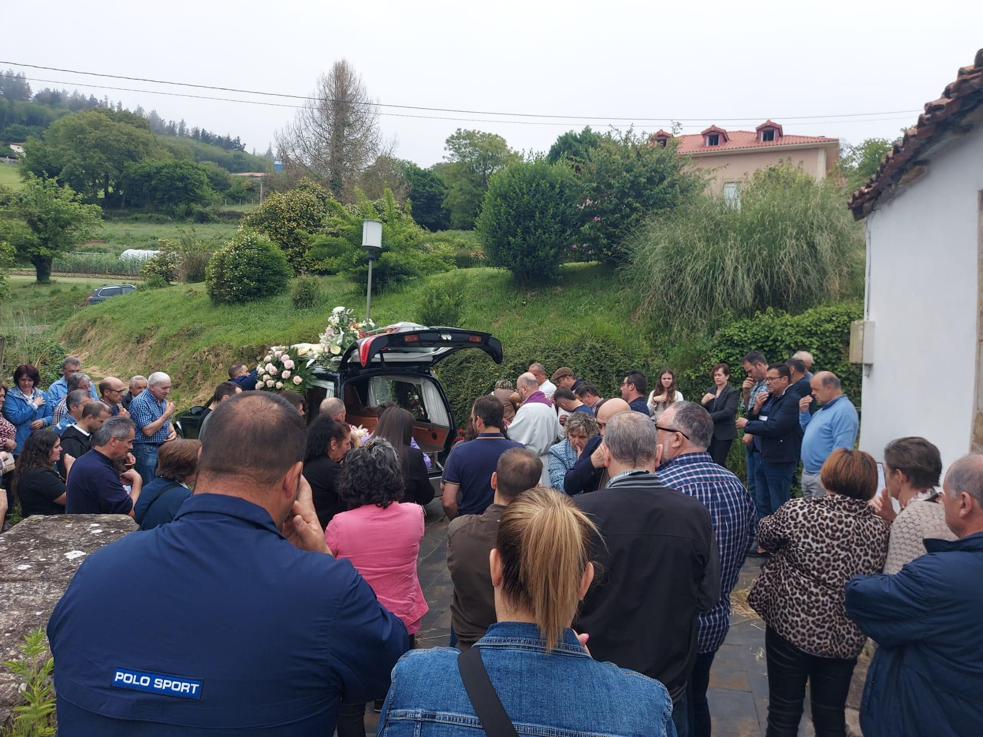 En imágenes: Funeral por Félix Manuel Arias en Sobrado (Tineo)
