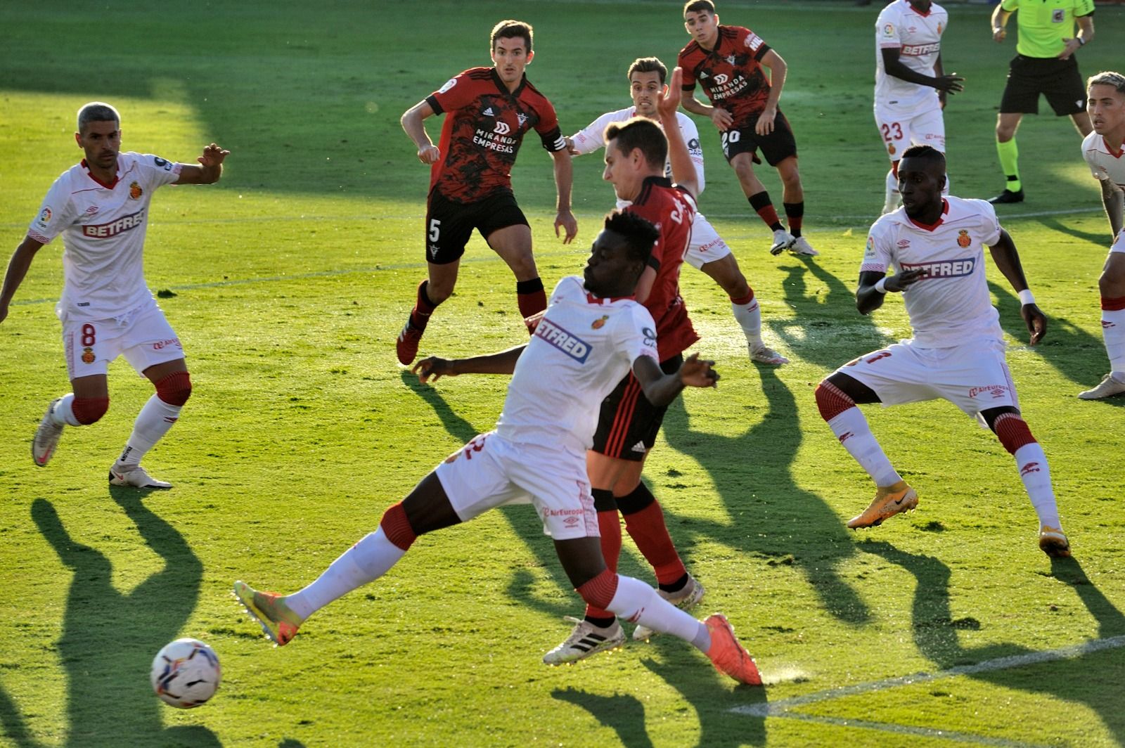 Mirandés-Mallorca: Los bermellones dan por bueno el empate