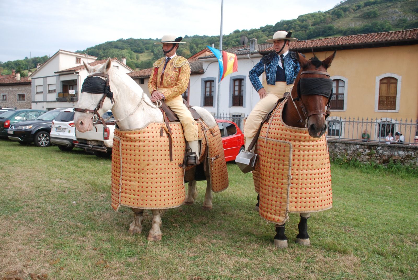 En imágenes: Benia de Onís acoge la primera corrida de toros en Asturias tras el cierre de El Bibio