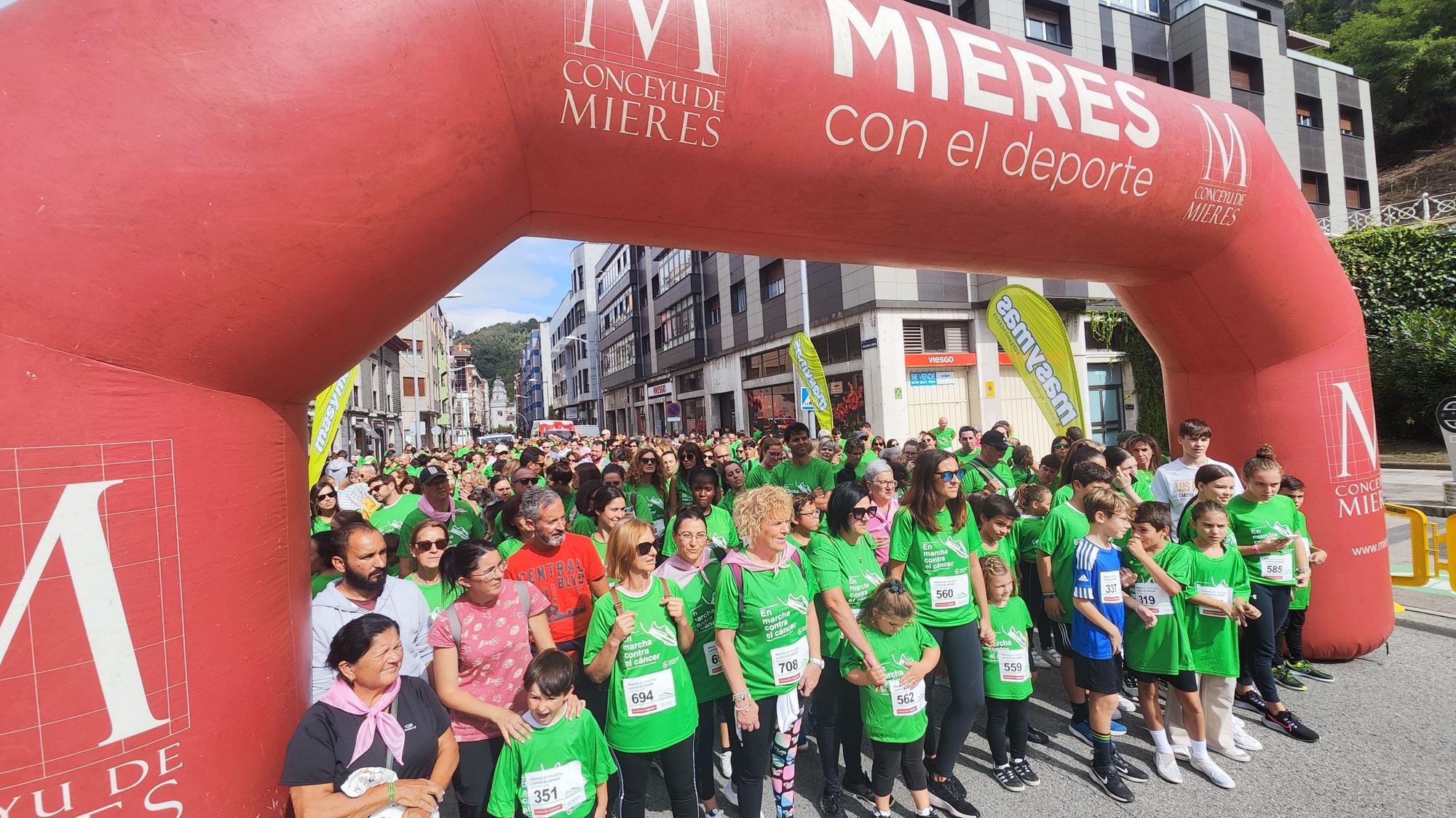 EN IMÁGENES: Asturias se echa a la calle para correr contra el cáncer