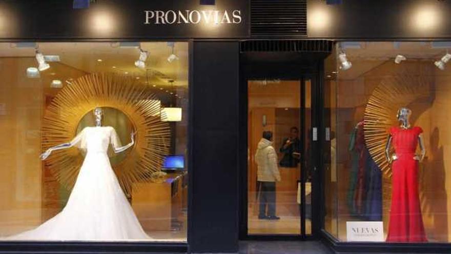 Pronovias, 15 años vistiendo a las novias zamoranas