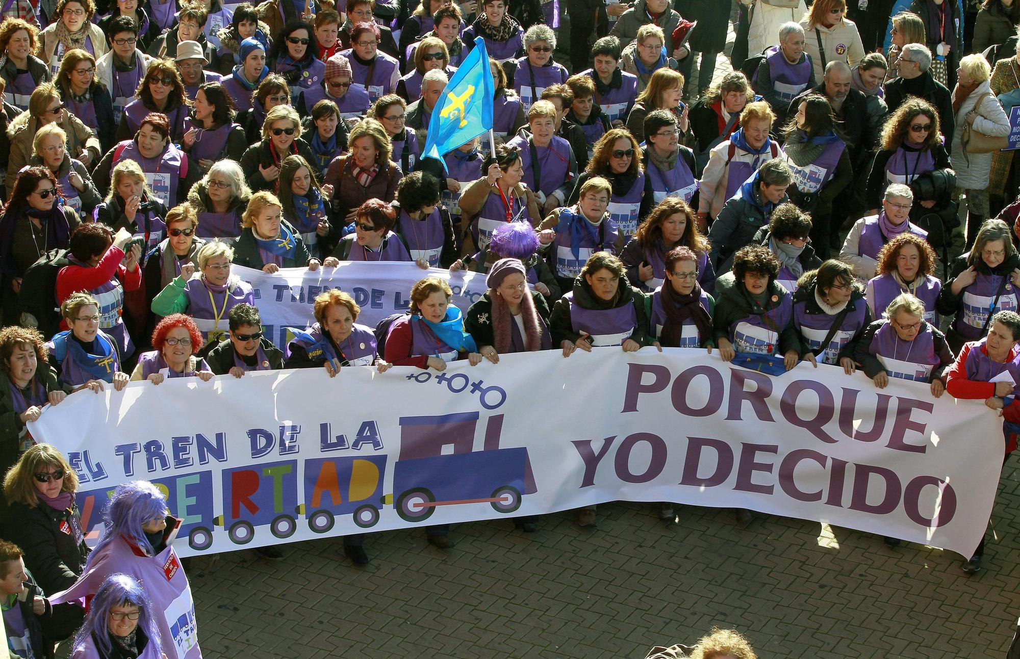 Manifestación contra la reforma del aborto