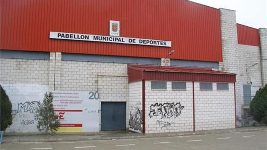 El Ayuntamiento de Coria mejorará el pabellón de deportes