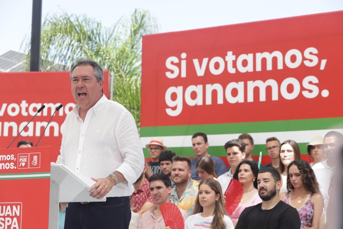Juan Espadas, durante su intervención en el mitin de Cártama, al que ha acudido el presidente del Gobierno, Pedro Sánchez