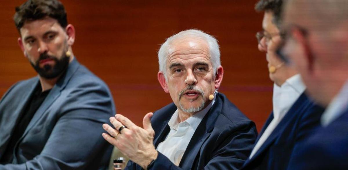 Alan Pace, durante su comparecencia en el IESE