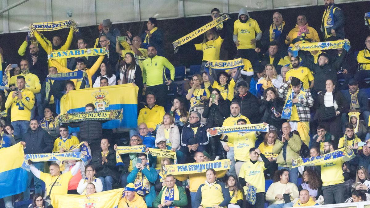 Los desplazados al Carlos Tartiere durante la jornada 19