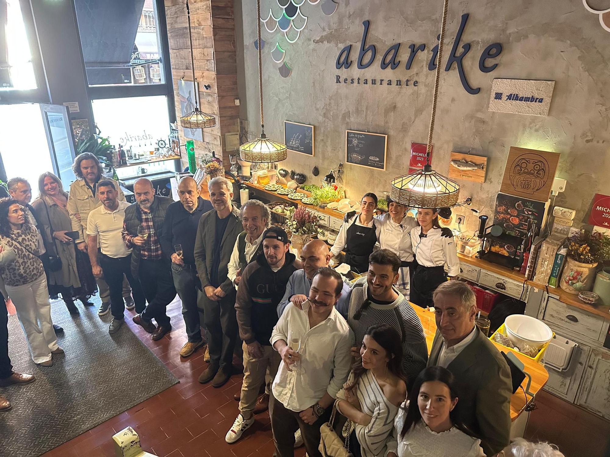 VÍDEO: La plataforma “Hacemos Cocina” de Guía Repsol se estrena en Gijón  con el restaurante Abarike como anfitrión