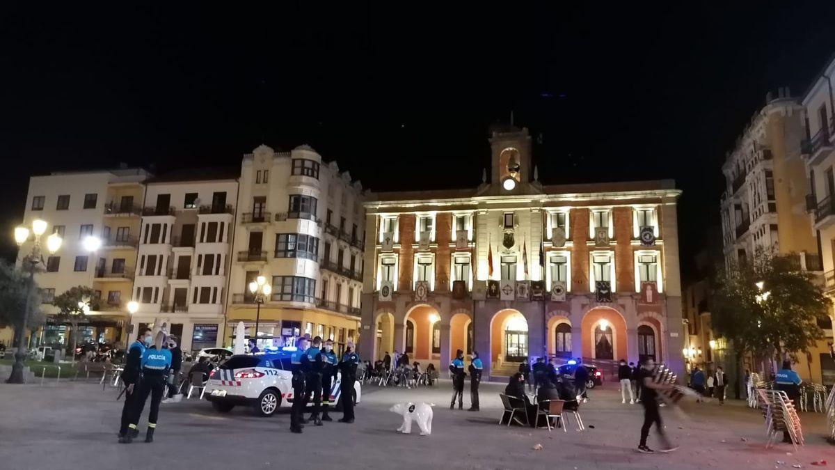 Controles policiales en Zamora durante la Semana Santa.