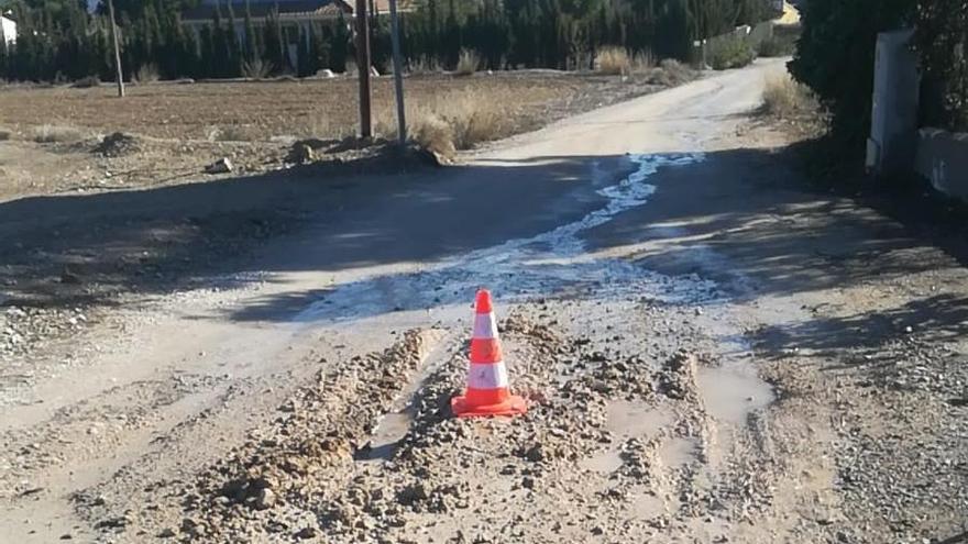 Estado de uno de los caminos de la zona.