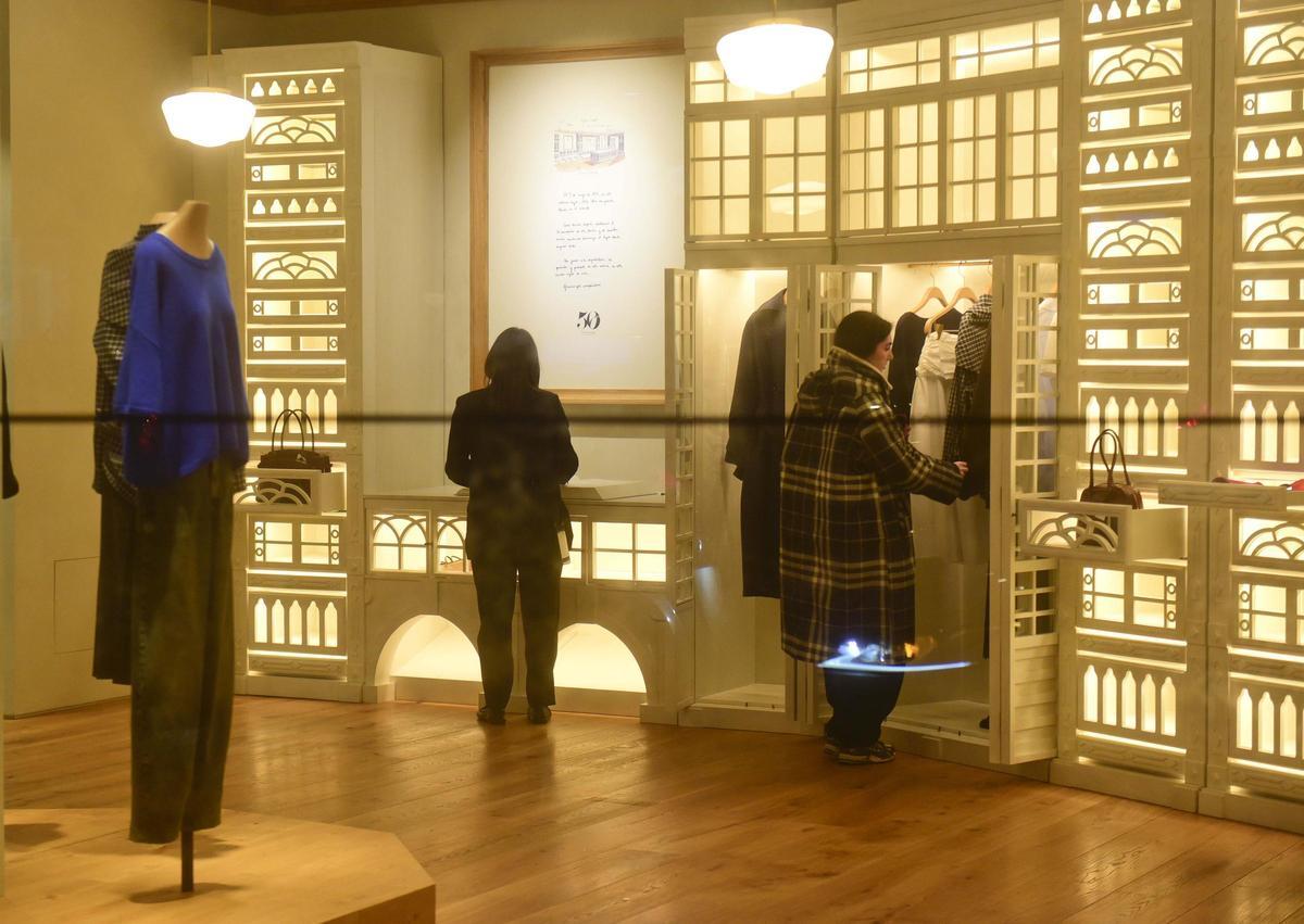 La primera tienda de Zara en Juan Flórez da su adiós definitivo