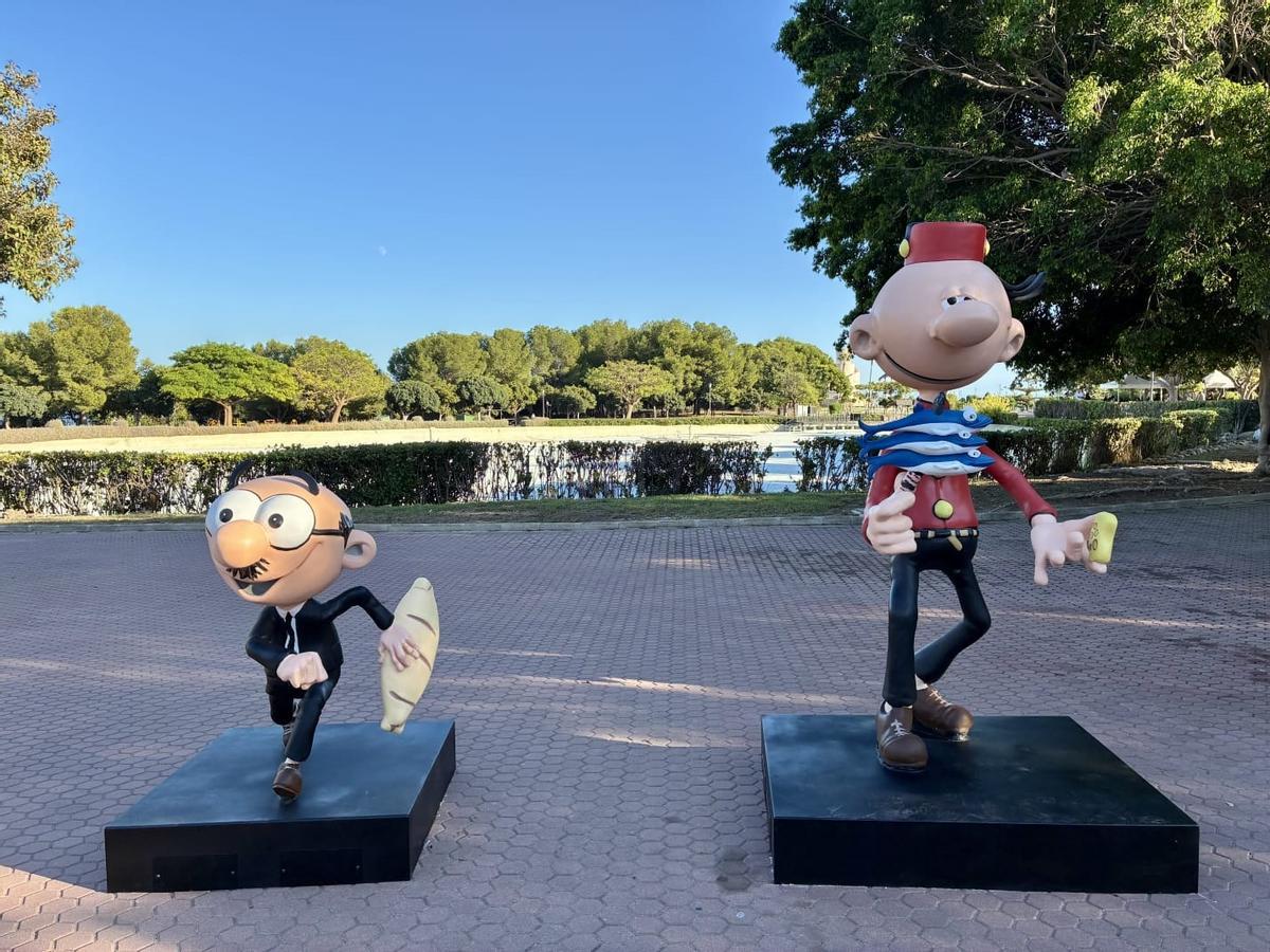 Las esculturas miden entre 1,5 y 2,5 metros de altura.