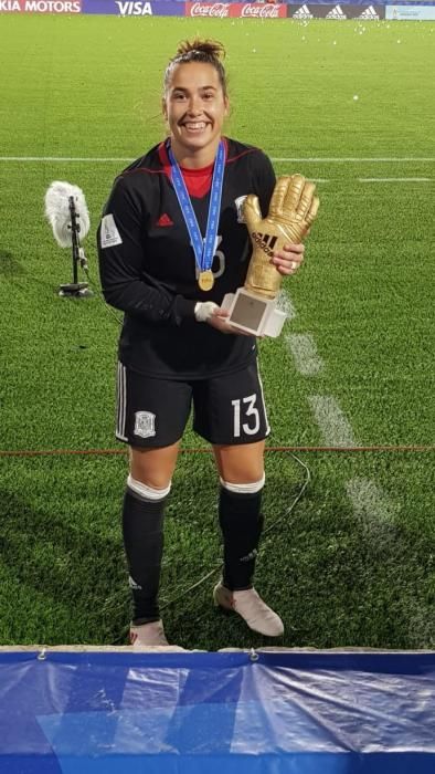 La mallorquina Cata Coll, campeona del mundo con la selección sub 17 de fútbol